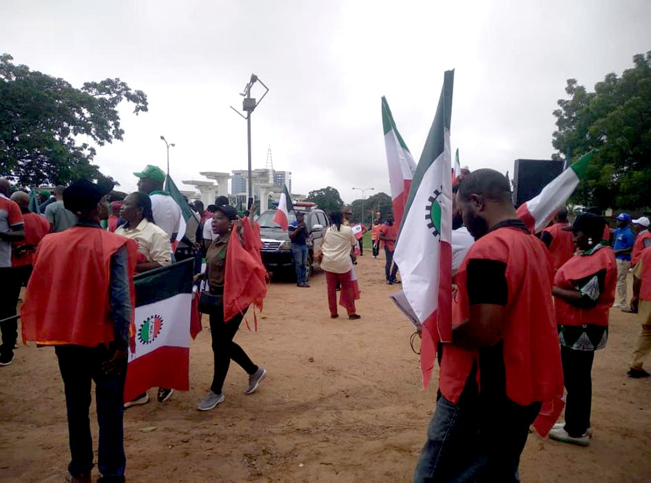#SubsidyProtests: Labour leaders, others assemble at Unity Fountain, Abuja