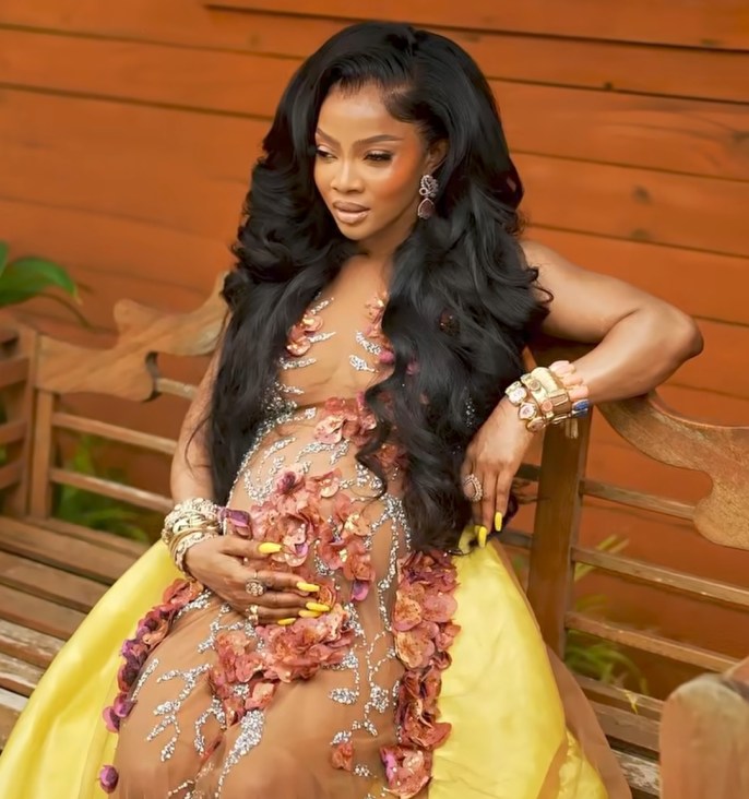 Media Personality, Toke Makinwa welcomes First Child