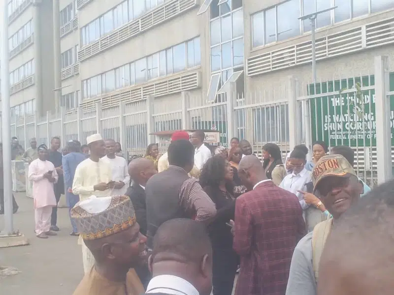 Retired Military Officers Protest Unpaid Wages at Finance Ministry
