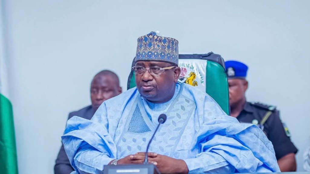 Kebbi State Orders Civil Servants to Respect Official Work Hours